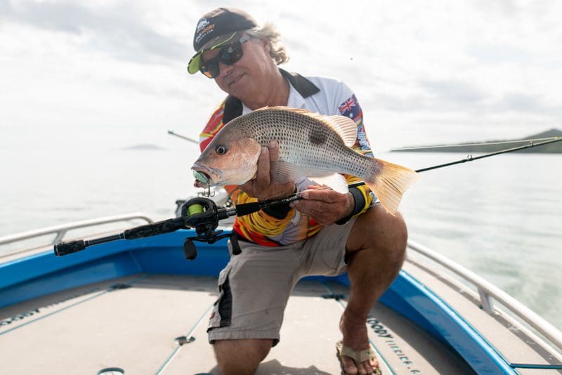 Perfect pan size fingermark