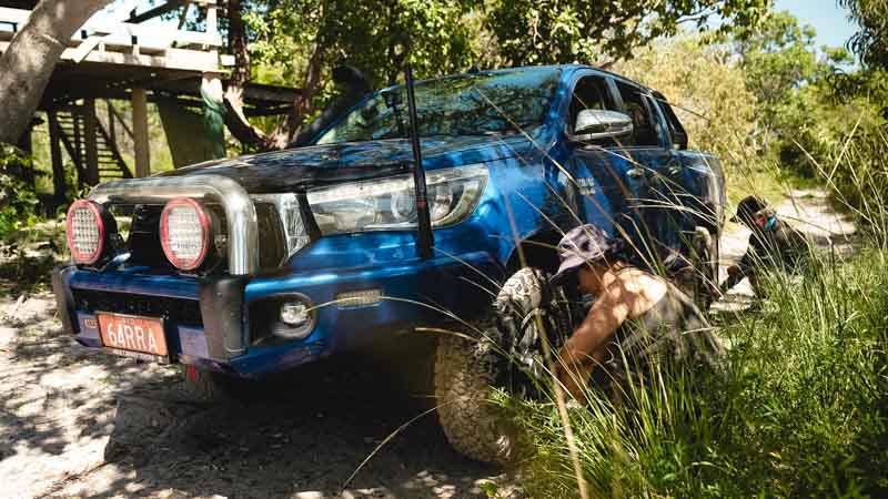 Defalting tyres for sand driving